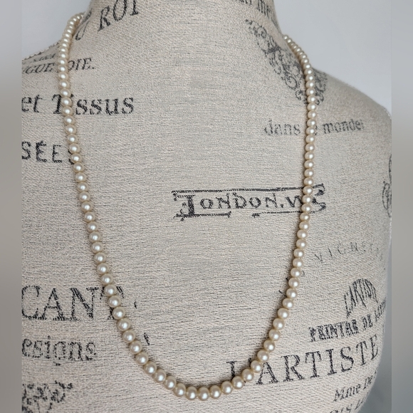 Antique Jewelry - Vintage Majorica Pearl Necklace